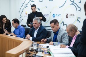 Com pauta extensa, CCJR analisa 93 itens da pauta e mantém foco no rigor jurídico