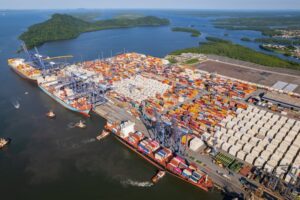 Terminal de Paranaguá movimenta 690 mil contêineres entre janeiro e maio de 2026