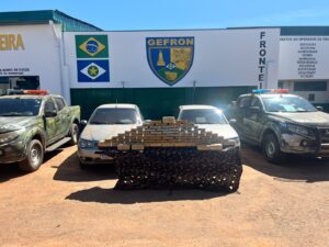 Gefron causa prejuízo de R$ 530 mil às facções criminosas com apreensão de quatro veículos e 67 quilos de drogas