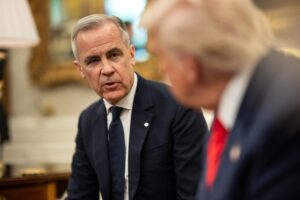Estados Unidos confirmam tarifa de 50% sobre o Canadá, que retribuirá ‘dólar por dólar’