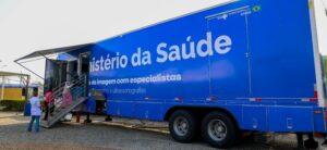 Carretas de exames de imagem, saúde da mulher e cirurgias de catarata chegam a mais 19 municípios brasileiros para atender o SUS; veja como funciona
