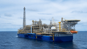 Petrobras bate recorde de produção e amplia vendas de derivados no 3º trimestre